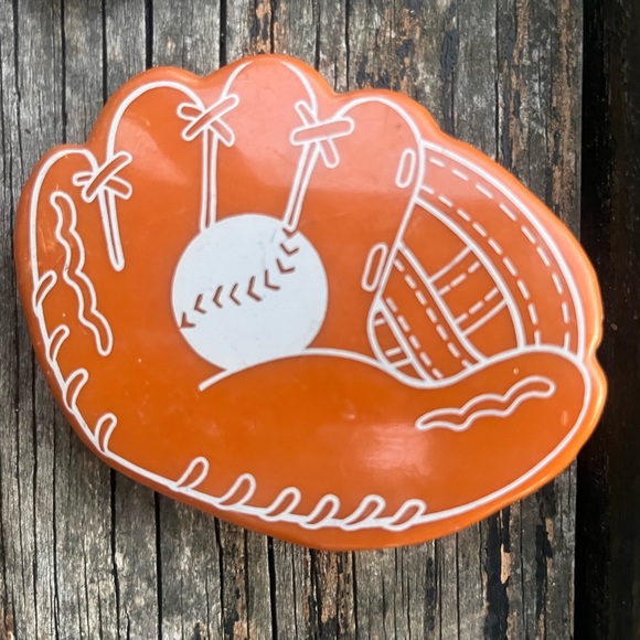 BUNDLE OF VINTAGE BASEBALL HALL OF FAME COOPERSTOWN MAGNETS (10) - Picture 11 of 14